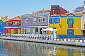 Traditional buildings on Averio waterways, Aveiro, Portugal, Europe