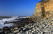 Kalksteinklippen, Dunraven Bay, Southerndown, Vale of Glamorgan, South Wales, Vereinigtes Königreich