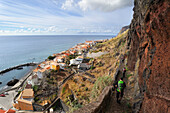 Pfad an der Steilküste in Richtung Paul do Mar, Insel Madeira, Atlantischer Ozean, Portugal