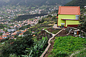 Haus auf den Höhen von Machico, Insel Madeira, Atlantischer Ozean, Portugal