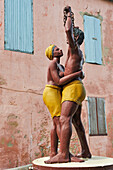 Abolition of Slavery statue, sculpture by Guadelupian brothers Jean and Christian Moisa, Ile de Goree (Goree Island), UNESCO, Dakar, Senegal