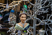 Christmas tree ornament of Queen Elizabeth II, France