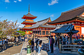 View of Kiyomizu-dera Sanjunoto (Three Story Pagoda) at Kiyomizu-dera Temple, UNESCO, Kiyomizu, Higashiyama Ward, Kyoto, Honshu, Japan