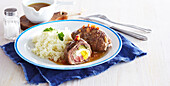 Beef roulades with egg filling from the oven