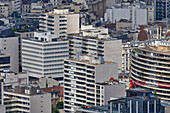 Luftaufnahme des belebten Pariser Stadtbilds mit modernen Wolkenkratzern und Wohngebäuden, Ile de France, Frankreich