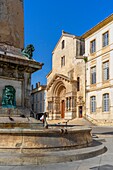 Church of St-Trophime, UNESCO, Place de la Republique, Arles, Bouches du Rhone, Camargue, Provence-Alpes-Cote d'Azur, France