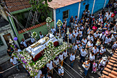 Procession of the Holy Sepulcher from the popular neighborhood of Pedregal in Chacao, carried out every Holy Wednesday of the Holy Week of Caracas. Venezuela