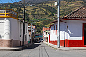 The municipality of Chitaga is located in the department of Norte de Santander, in the northeast of Colombia. Geographically, it is located in the Andean region, at an altitude of 2,300 meters above sea level, within the high plateau of the Eastern Andes mountain range. It borders municipalities such as Pamplona, ??Silos and Cácota, and is part of an area characterized by mooslands and rural areas dedicated to agriculture and livestock. It is part of the Paramo de Santurbán, a water source for Santander and Norte de Santander.