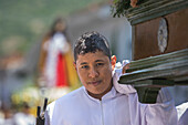 Procession of the Risen Christ, Easter Sunday. Holy Week in Santa Fe de Antioquia. The celebration of this Catholic tradition in this municipality in the department of Antioquia, Colombia, is one of the most important in the country. The processions through its old cobblestone streets are a tradition dating back to the colonial era and are accompanied by the smoke of incense and the songs and prayers of the penitents who accompany them.
