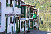 Monguí is a municipality with a rich colonial heritage. Recognized as one of the most beautiful towns in Colombia, it preserves its traditional architecture with cobblestone streets, tiled-roof houses, and balconies adorned with flowers. Monguí is part of Colombia's Network of Heritage Towns.