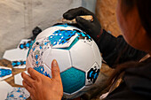 Sports ball factory. Since 1930, the inhabitants of the municipality have made it a tradition to sew and vulcanize leather soccer balls, becoming the true owners of a craft technique that has taken these balls to soccer leagues inside and outside the country.