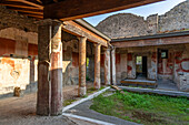 Atrium des Hauses von Julia Felix, Gebäude II.4.3 in den antiken römischen Ruinen von Pompeji, Italien.
