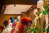 The Barranquilla Carnival Museum is a space dedicated to safeguarding, disseminating and exhibiting the manifestations and traditions of the city's emblematic carnival. In addition, it integrates an educational section that allows visitors to deeply understand the historical and cultural relevance of this festivity in addition to offering a space for the recognition of other carnivals in the world.
