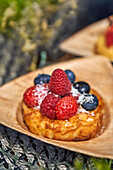 Japanese cheesecake with fresh berries