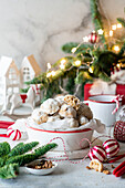 Snowball cookies
