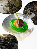 Wakame jelly with salmon and olive