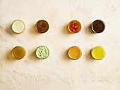 Acht klassische Salatdressings