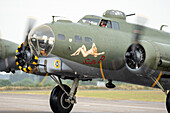 IWM Duxford SommerflugschauWWII B17-Bomber, Sally B