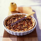 Apple tart with grated apples