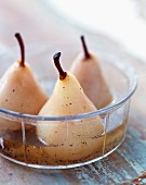 Pears in vanilla-flavoured syrup