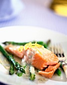 Salmon with asparagus