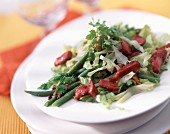 Salat mit grünen Bohnen und Geflügelmagen