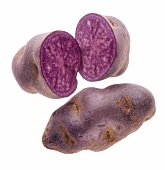 Zwei lila Kartoffeln