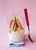 Fromage blanc with figs and pistachios