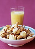 Frühstücksflocken mit Banane und Cashewnüssen