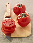 Tomaten und Tomatenscheiben