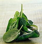 Spinach leaves ( topic : family meal)