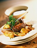 honey-cooked rumpsteak with fried potatoes and parsley