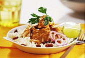 Chicken tandoori with rice and raisins
