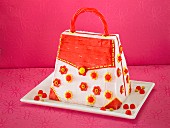 A handbag cake