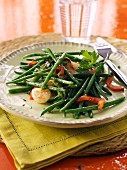 Pan-fried green beans, peppers and pearl onions