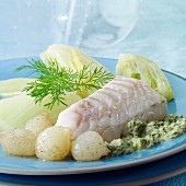 Cod with fennel, onions and creamy spinach puree