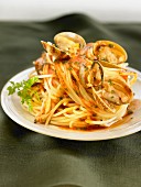 Spaghetti with littleneck clams