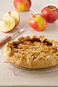 Crumble-style apple tart