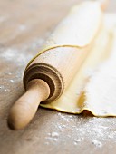 Rolling pin and pastry