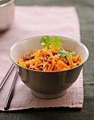 Grated carrot and raisin salad