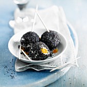 Goat's cheese and poppyseed balls