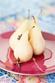 Spicy poached pears