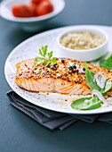 Grilled salmon with dill