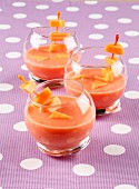 Wassermelonen-Smoothie in drei Gläsern