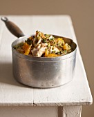 Chicken with pistachios and peaches