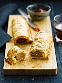 Flaky pastry meat rolls