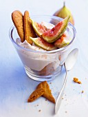 Chestnut mousse with figs and Speculos cookies