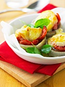Artichoke bases with tomatoes and goat's cheese