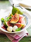 Fig,raw ham and mozzarella ball salad