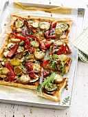 Pizza mit Zucchini, Kartoffel und Paprika (vegan)